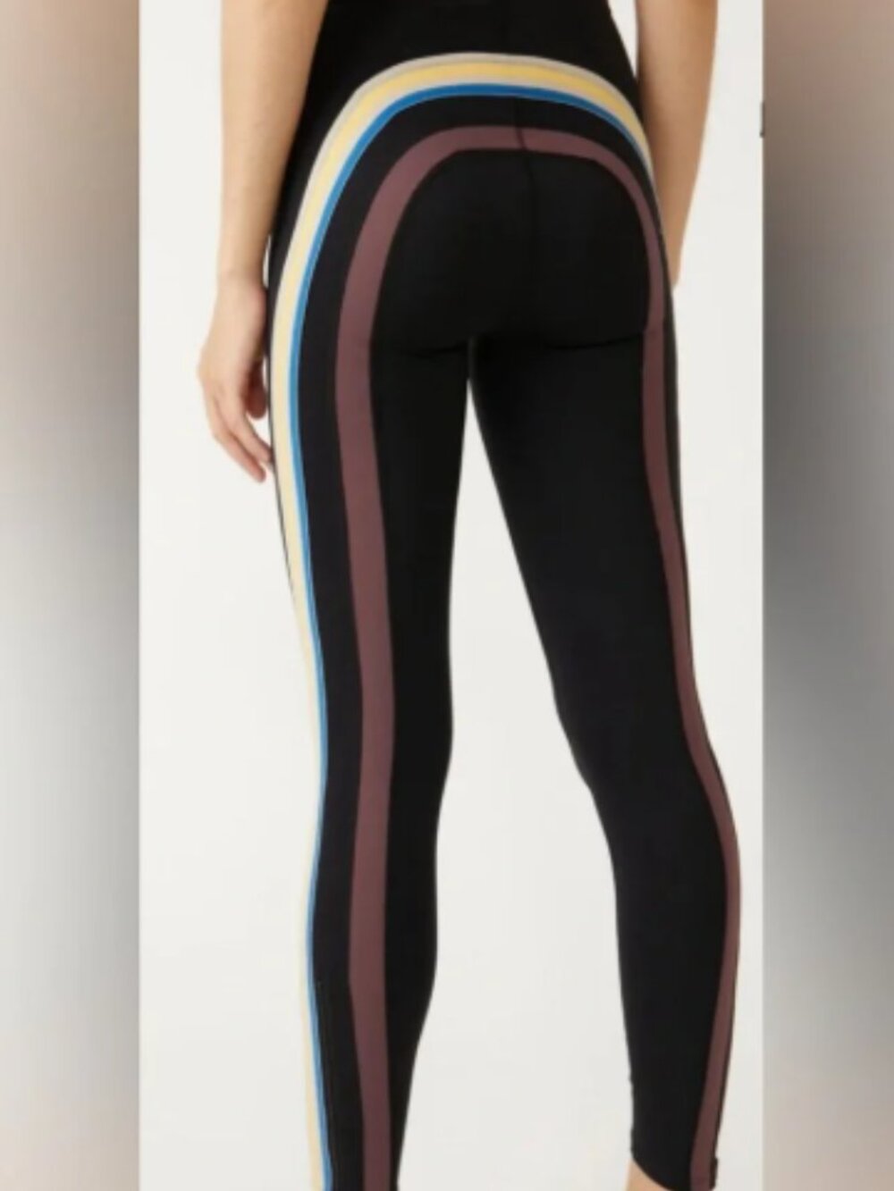 NWOT FP Movement Run Racer Legging in black combo/fig striped L - Picture 2 of 3